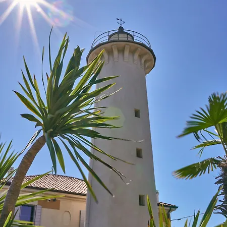 Sunny Retreat With Solarium Bibione