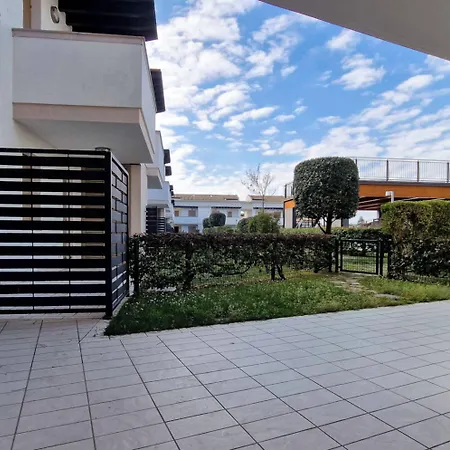 Apartman Sunny Retreat With Solarium